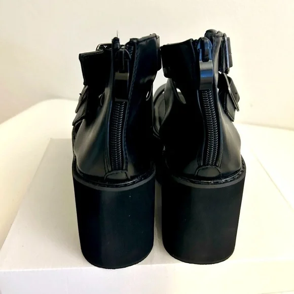 Buckle Flat-forms Wedge Sandals, Black Size 40(8) - Picture 4 of 8